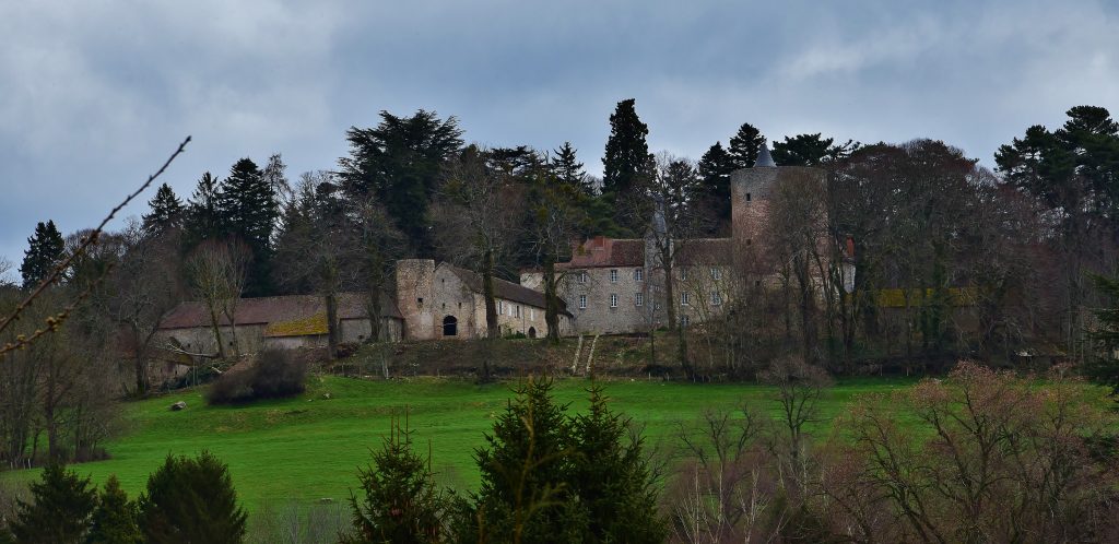 Photo du Château de Beauvoir (Échassières) - Échassières
