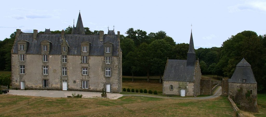 Photo du Château de Bourgon (Mayenne) - Montourtier 1