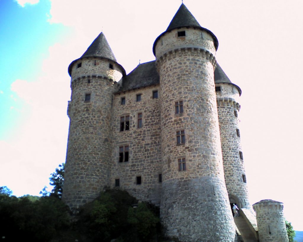 Photo du Château de Val - Lanobre 1