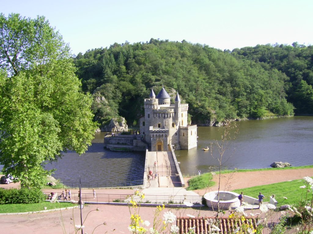 Photo du Château de La Roche (Saint Priest la Roche) - Saint-Priest-la-Roche