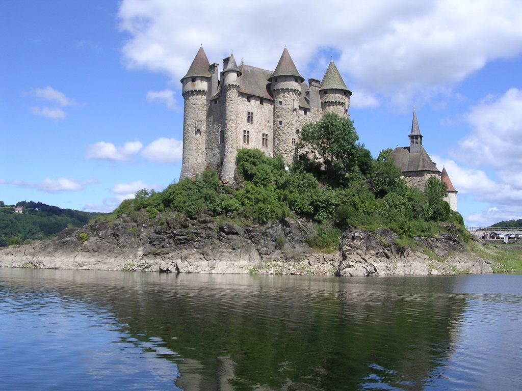 Photo du Château de Val - Lanobre 2