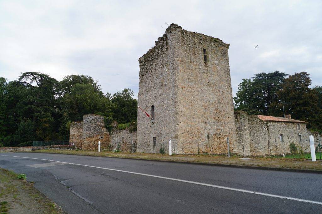 Photo du Château des Essarts (Vendée) - Essarts-en-Bocage 3