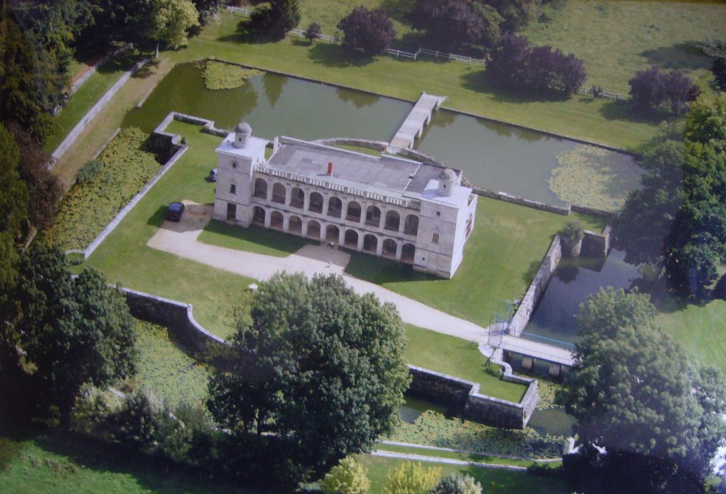 Photo du Château de Chailvet - Royaucourt-et-Chailvet 2